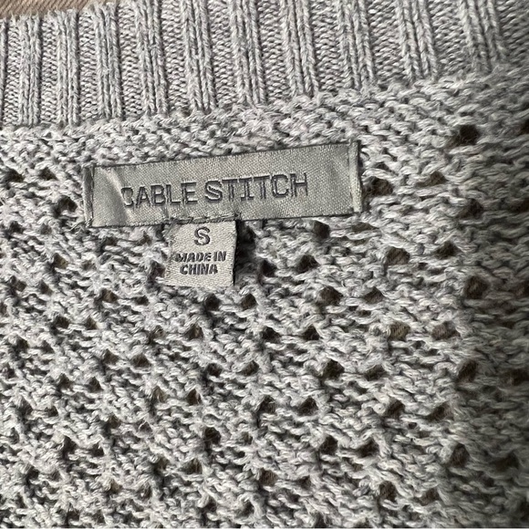 Cable Knit Gray Small Knit Sweater Ribbed V Neck Crochet Stitch Back - Picture 3 of 8